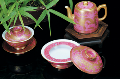 非遺精品薈萃、工藝名家云集 近百家景德鎮陶瓷名企再聚潘家園